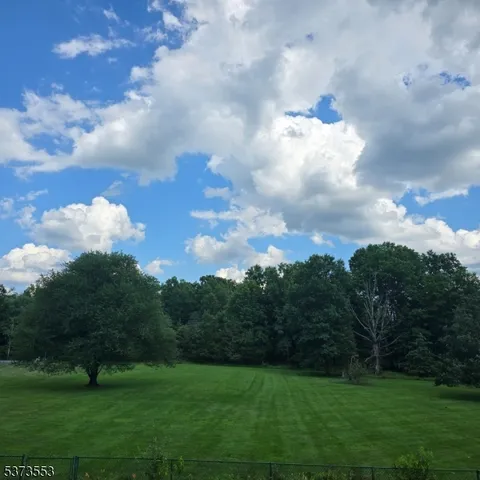 $700,000 | 15 Willow Run Lane, Belle Mead, NJ 08502