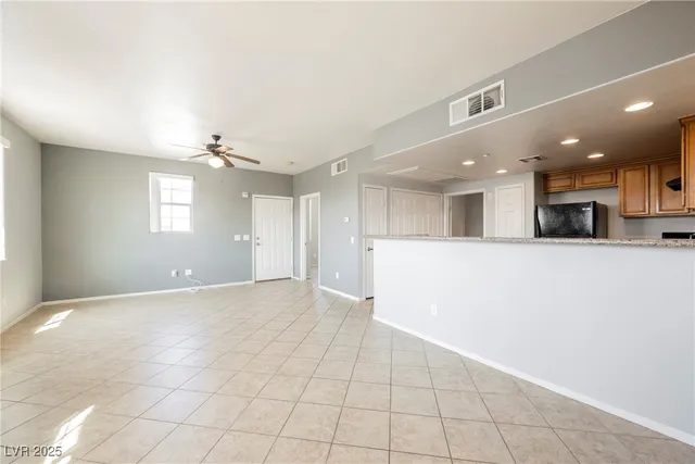 $265,500 | 50 Aura De Blanco Street, Unit 4204, Henderson, NV 89074