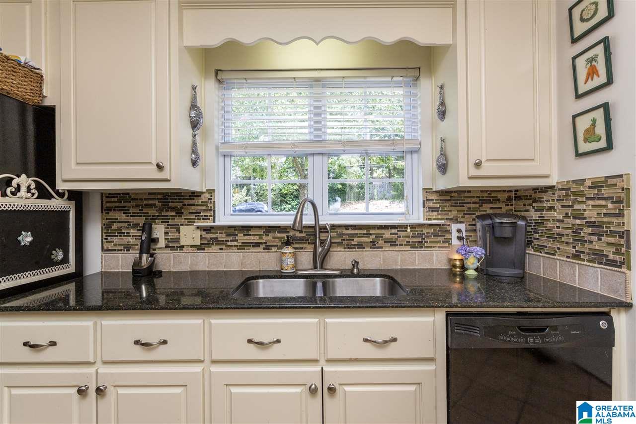 190 Shades Crest Road Birmingham, AL 35226 - Photo 5 of 36