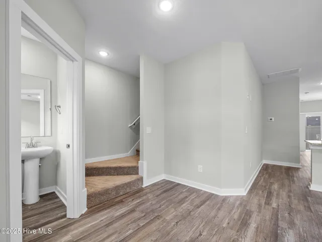 $268,000 | 266 Sandy Cv Lane, Sneads Ferry, NC 28460