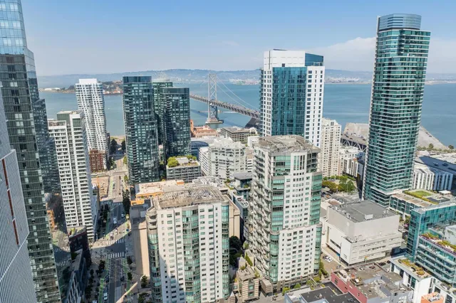 $825,000 | 333 1st Street, Unit 1105, San Francisco, CA 94105