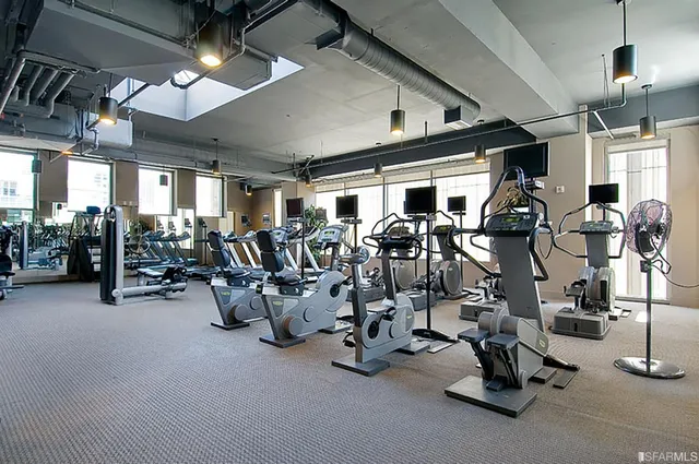 $825,000 | 333 1st Street, Unit 1105, San Francisco, CA 94105