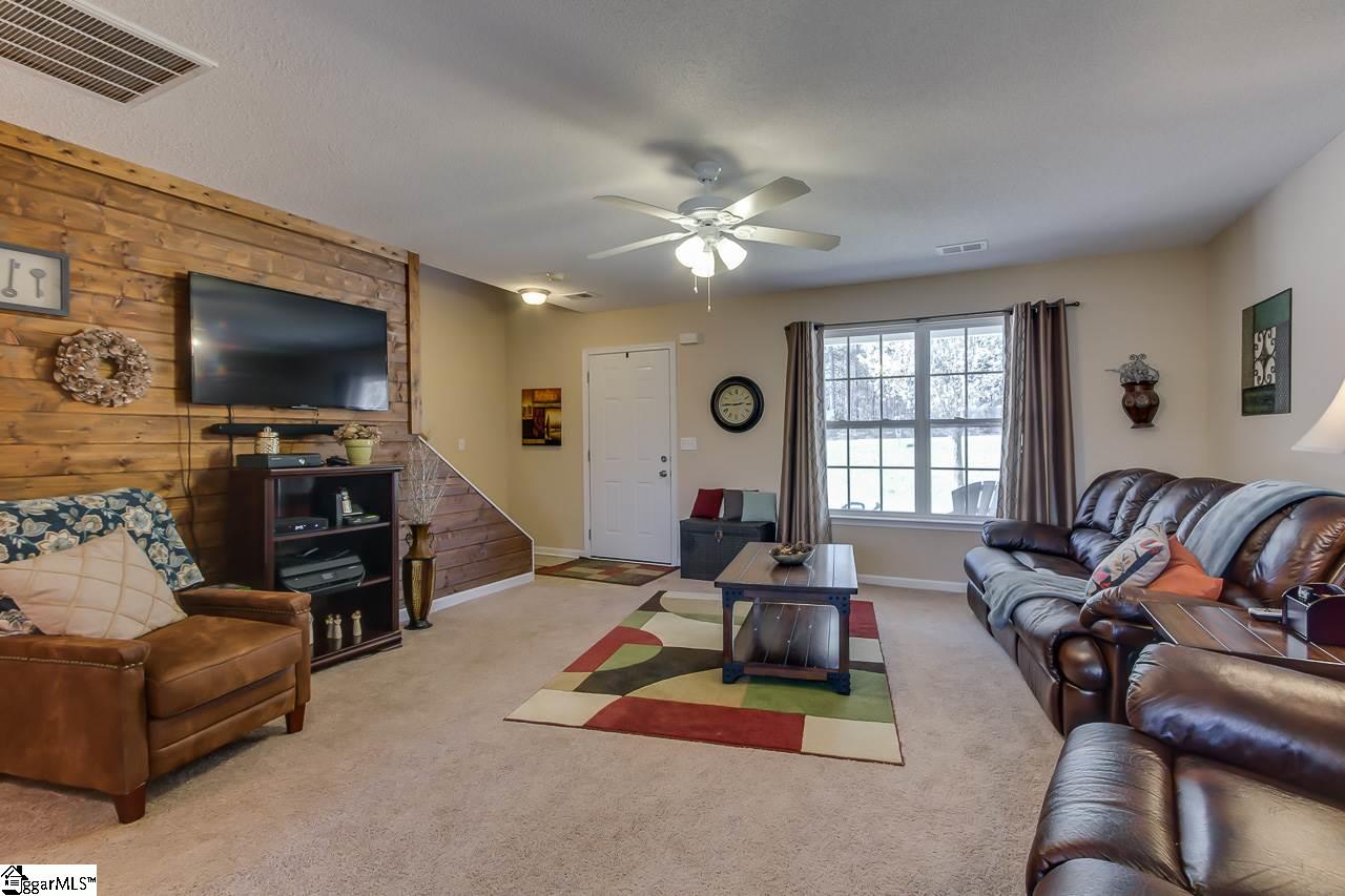1243 Massey Road Pendleton, SC 29670 - Photo 8 of 36