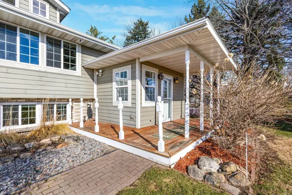 $448,500 | 6517 County Road 5, Annandale, MN 55302