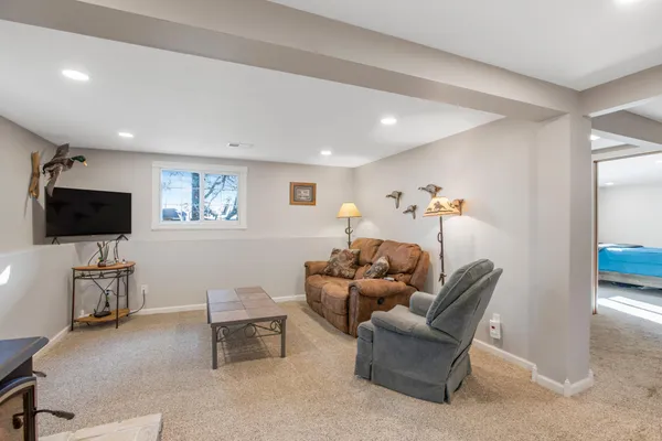 $448,500 | 6517 County Road 5, Annandale, MN 55302