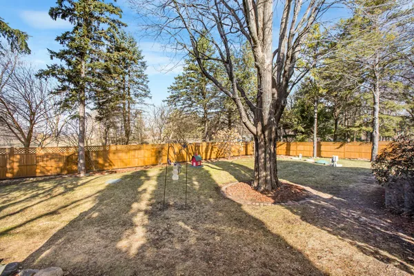 $448,500 | 6517 County Road 5, Annandale, MN 55302