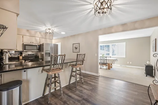 $448,500 | 6517 County Road 5, Annandale, MN 55302