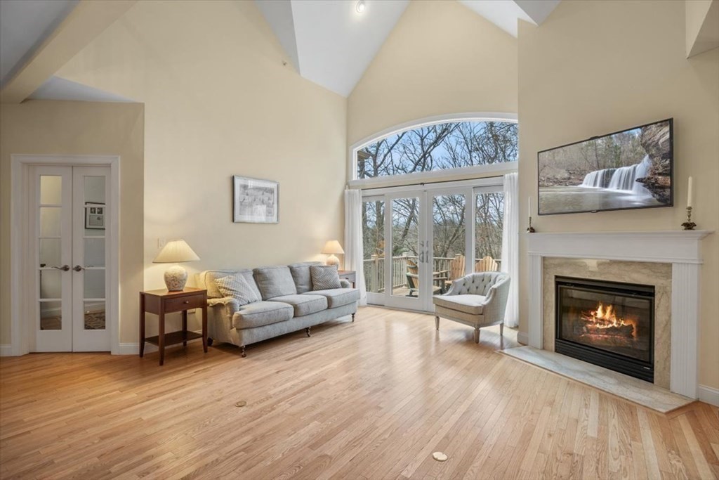 47 South Cottage Road, Unit 47 Belmont, MA 02478 - Photo 3 of 42 Gallery Image 3