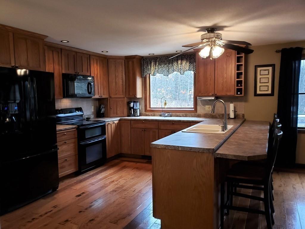 883 General Knox Road Russell, MA 01071 - Photo 15 of 31 Gallery Image 15
