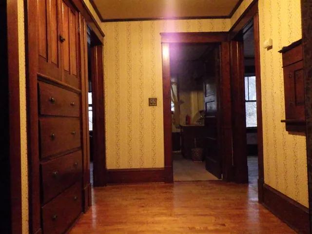 $160,000 | 29 North Clinton Avenue, Clintonville, WI 54929