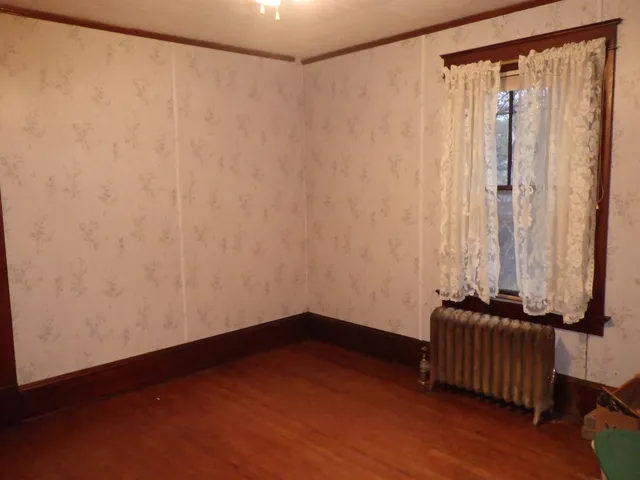 $160,000 | 29 North Clinton Avenue, Clintonville, WI 54929