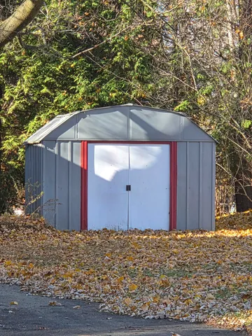 $160,000 | 29 North Clinton Avenue, Clintonville, WI 54929