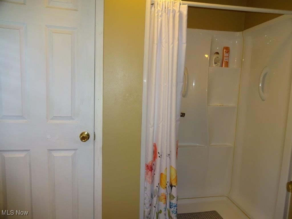 29 Roosevelt Street Reedy, WV 25270 - Photo 26 of 46