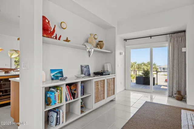 $2,654,000 | 10104 Seabreeze Drive, Emerald Isle, NC 28594