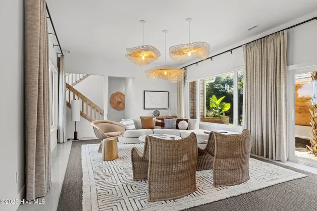 $2,654,000 | 10104 Seabreeze Drive, Emerald Isle, NC 28594