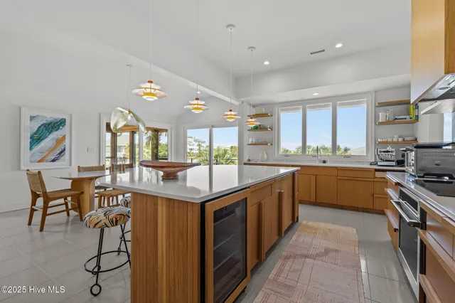 $2,654,000 | 10104 Seabreeze Drive, Emerald Isle, NC 28594