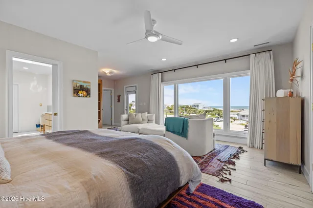 $2,654,000 | 10104 Seabreeze Drive, Emerald Isle, NC 28594