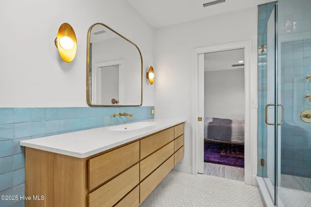 $2,654,000 | 10104 Seabreeze Drive, Emerald Isle, NC 28594