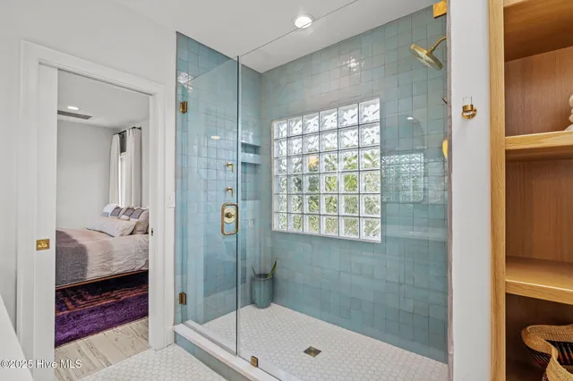 $2,654,000 | 10104 Seabreeze Drive, Emerald Isle, NC 28594