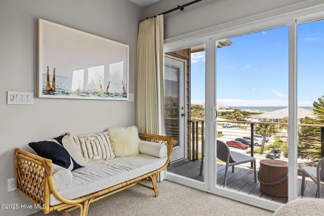 $2,654,000 | 10104 Seabreeze Drive, Emerald Isle, NC 28594