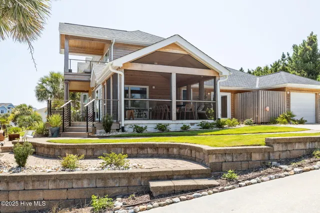 $2,654,000 | 10104 Seabreeze Drive, Emerald Isle, NC 28594