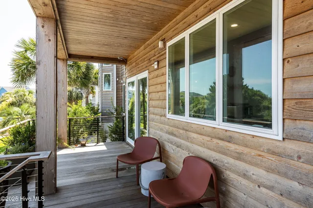 $2,654,000 | 10104 Seabreeze Drive, Emerald Isle, NC 28594