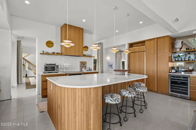 $2,654,000 | 10104 Seabreeze Drive, Emerald Isle, NC 28594