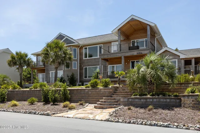 $2,654,000 | 10104 Seabreeze Drive, Emerald Isle, NC 28594