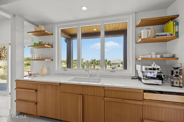 $2,654,000 | 10104 Seabreeze Drive, Emerald Isle, NC 28594