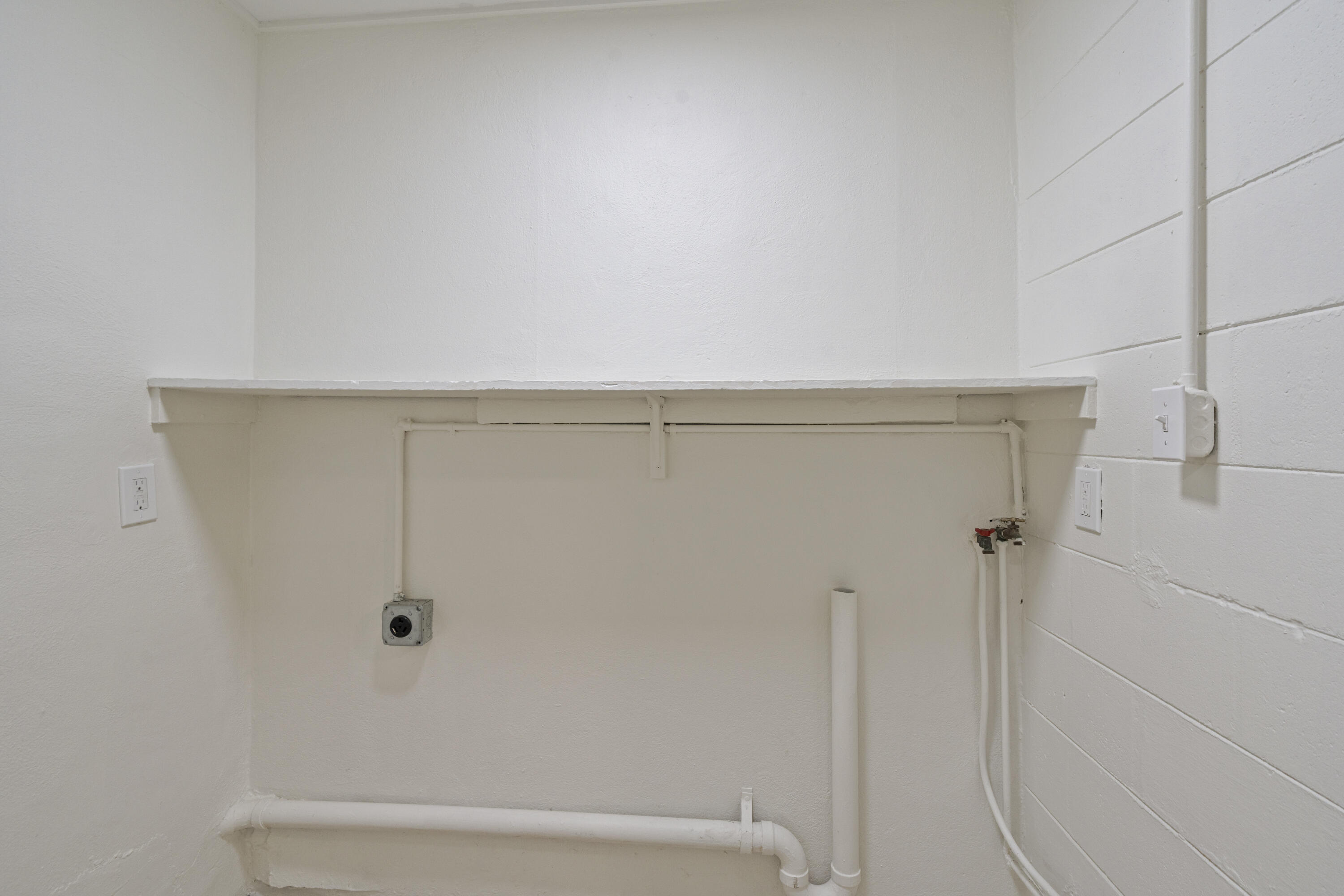 995 Bevis Road Merritt Island, FL 32953 - Photo 29 of 38 Utility Room