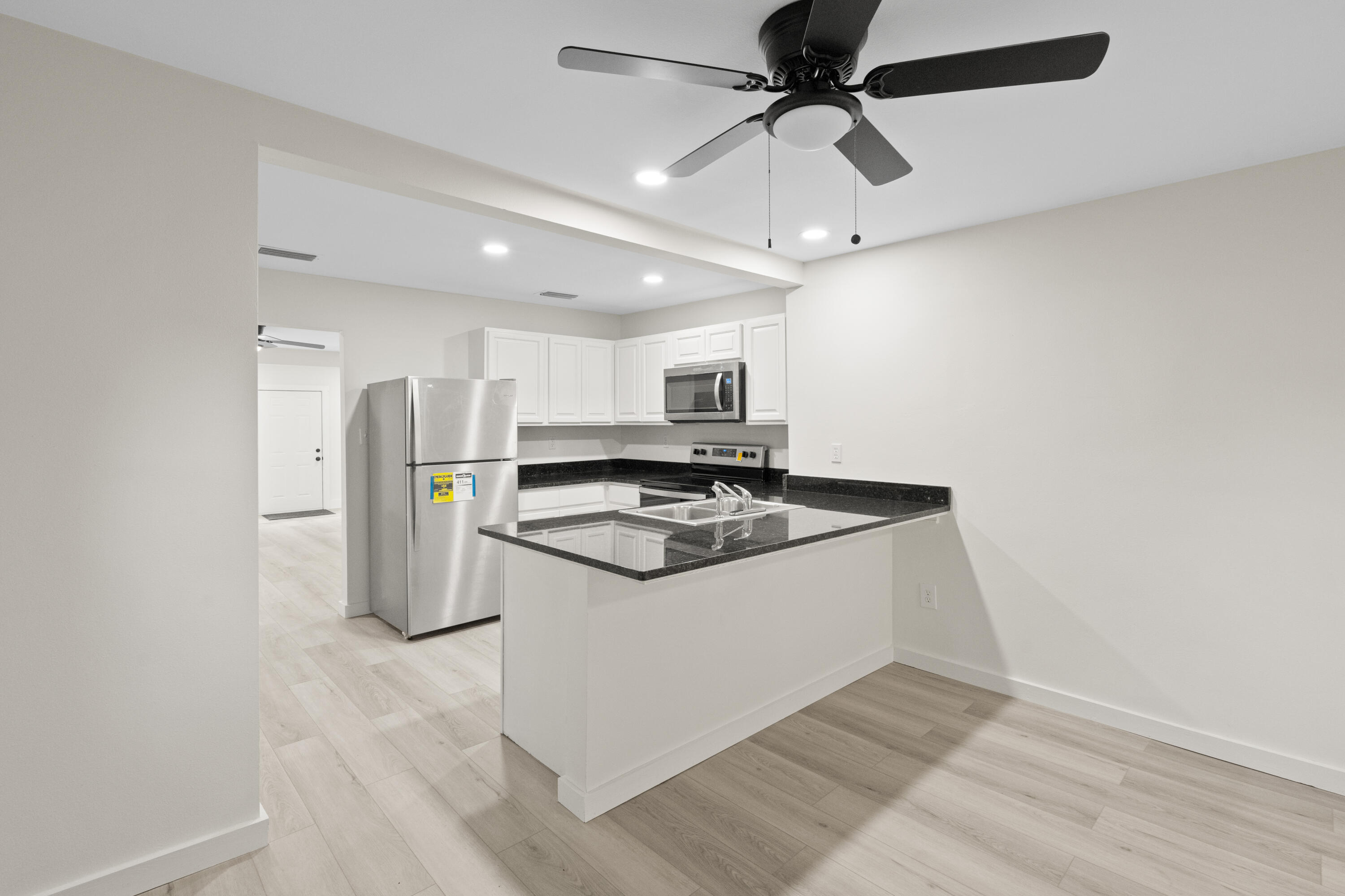 995 Bevis Road Merritt Island, FL 32953 - Photo 10 of 38 Kitchen
