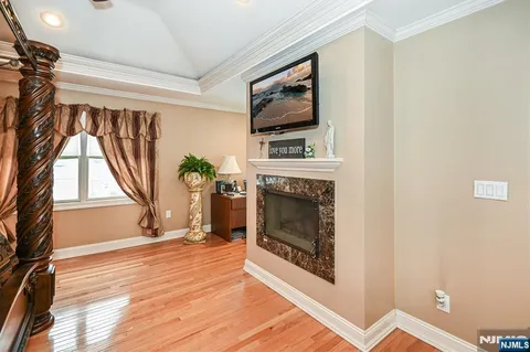 $799,000 | 2 Eden Place, Wayne, NJ 07470