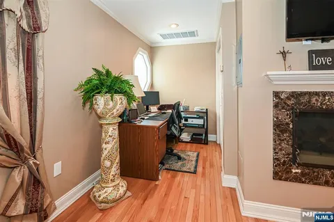 $799,000 | 2 Eden Place, Wayne, NJ 07470