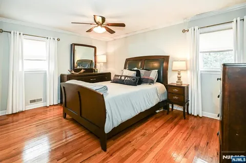 $799,000 | 2 Eden Place, Wayne, NJ 07470