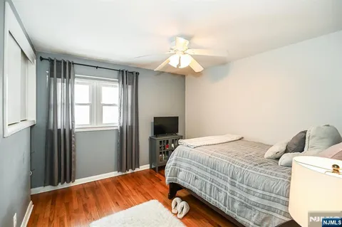 $799,000 | 2 Eden Place, Wayne, NJ 07470