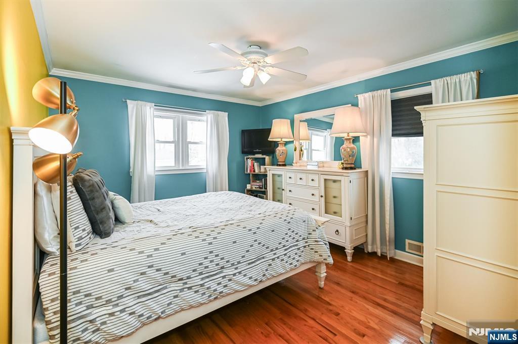 2 Eden Place Wayne, NJ 07470 - Photo 22 of 36