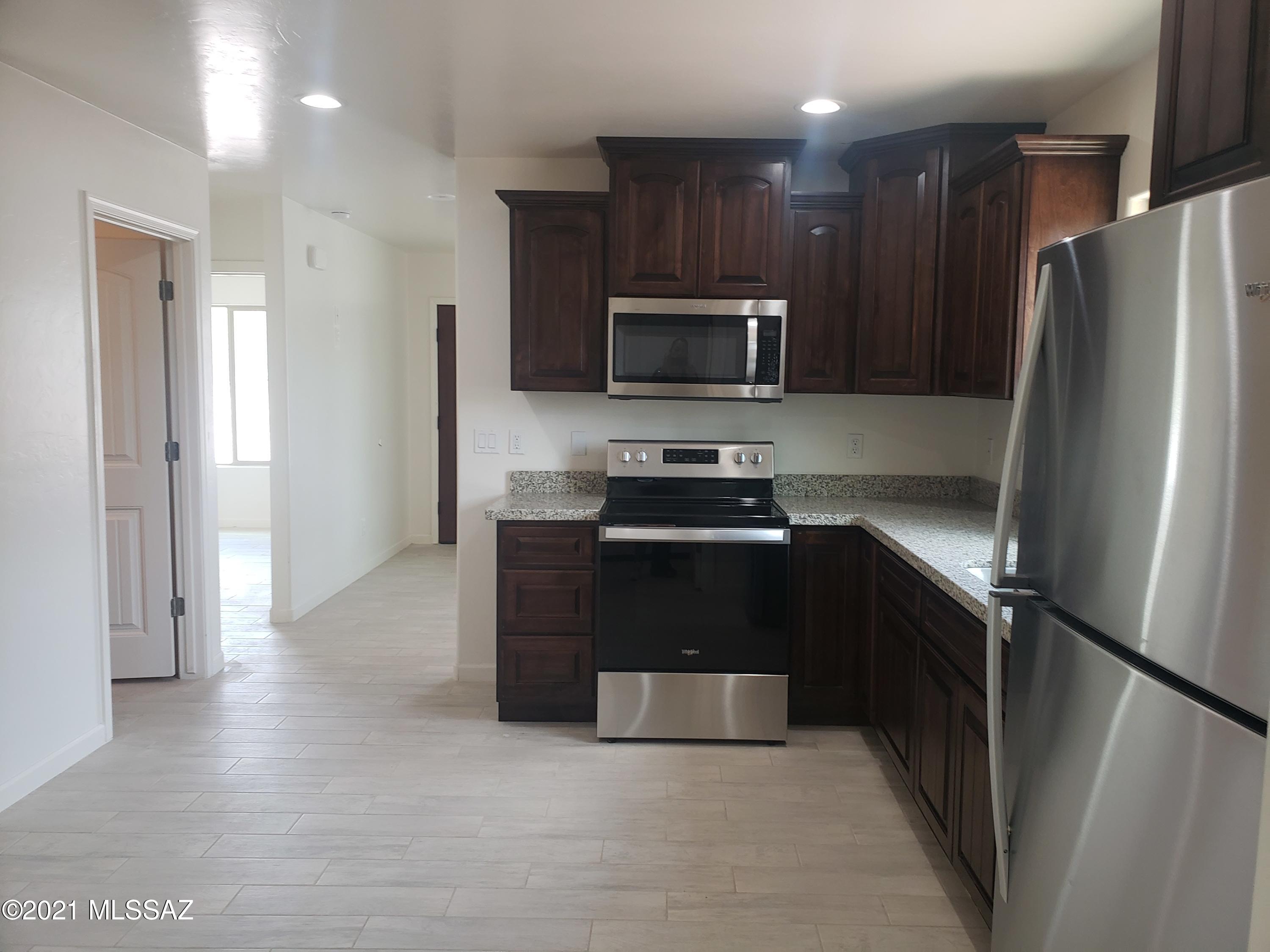 1173 Yesal Court, Unit 71 Rio Rico, AZ 85648 - Photo 12 of 15