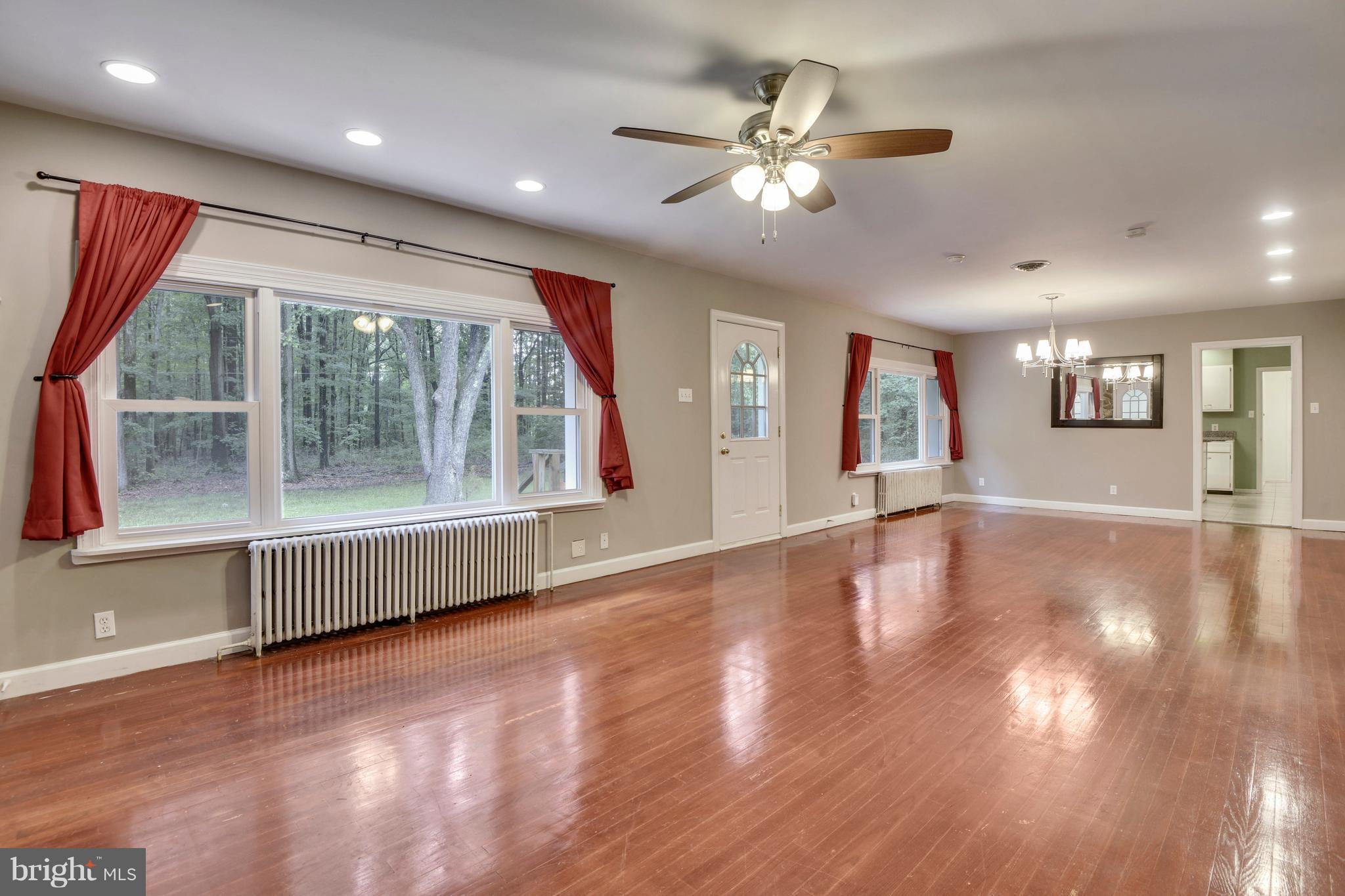 1170 Steamboat Road Shady Side, MD 20764 - Photo 7 of 30 Living Room