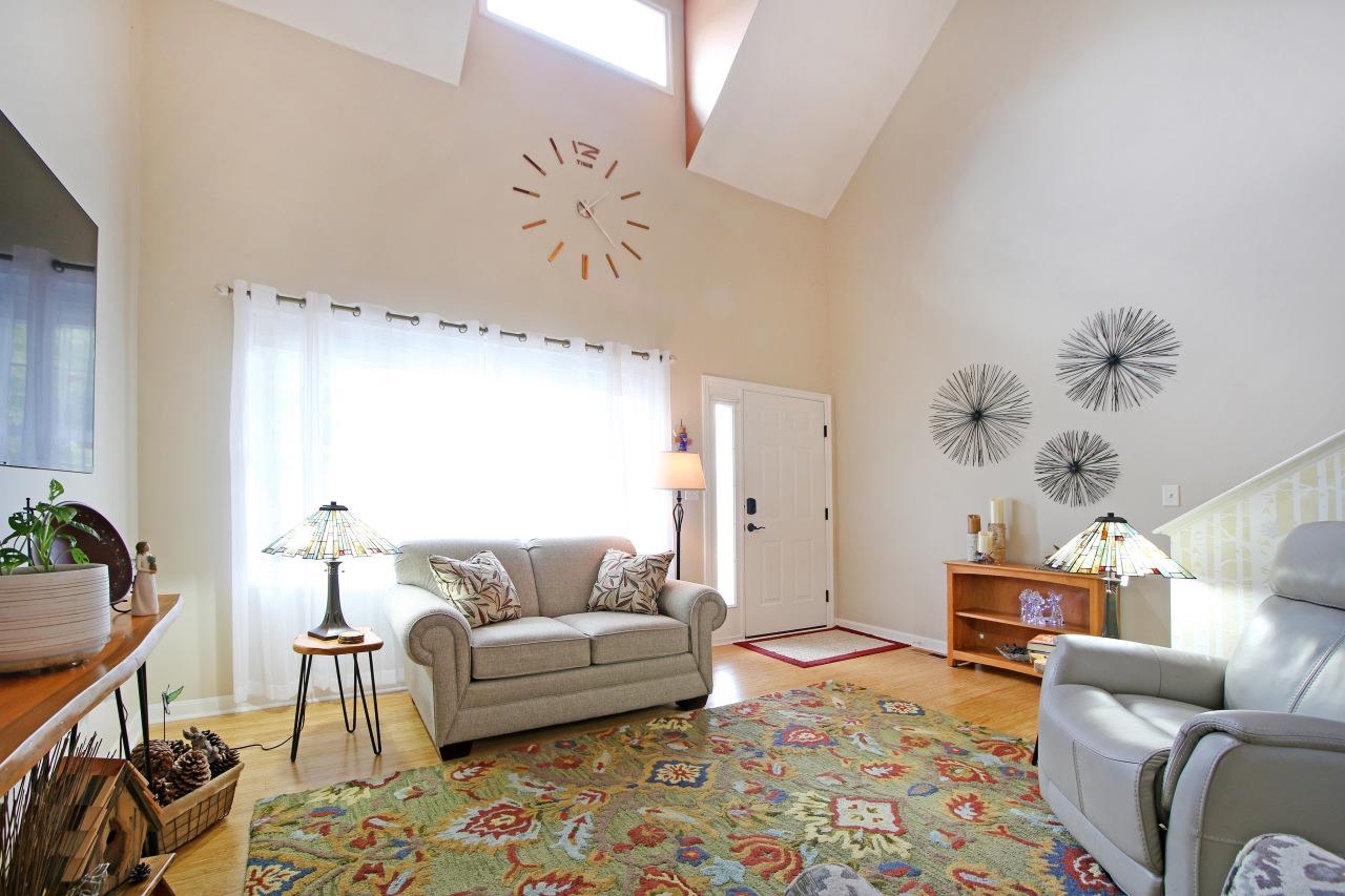 8 Royal Lane, Unit 22 Raymond, NH 03077 - Photo 6 of 60