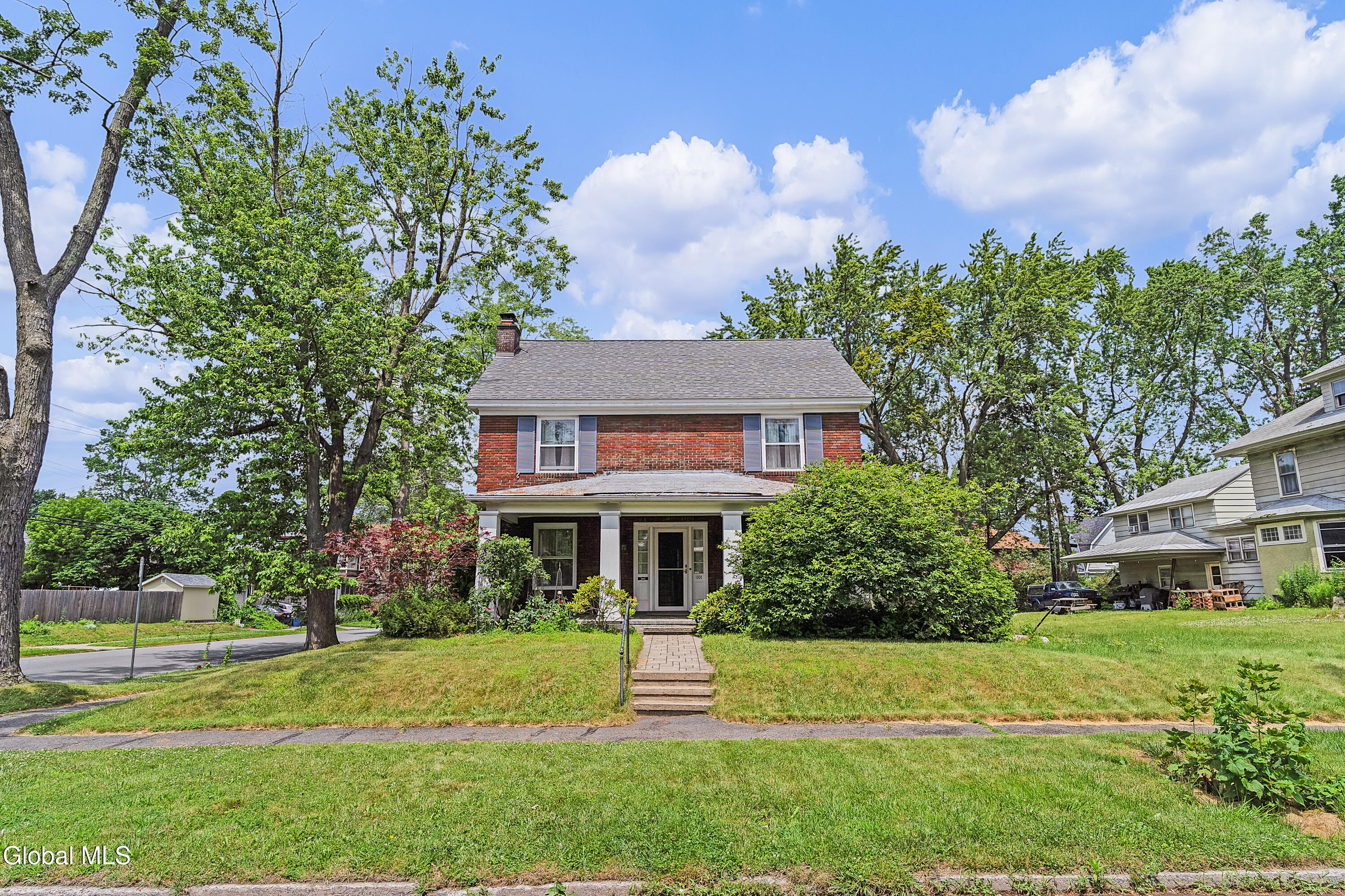 1101 Ardsley Road Schenectady, NY 12308 - Photo 1 of 41 EMO06747