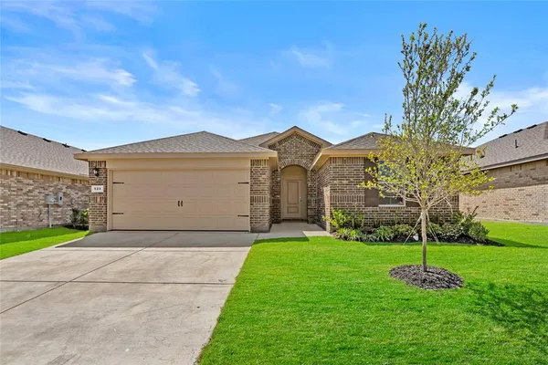 $285,000 | 529 Marsh Street, Cleburne, TX 76033