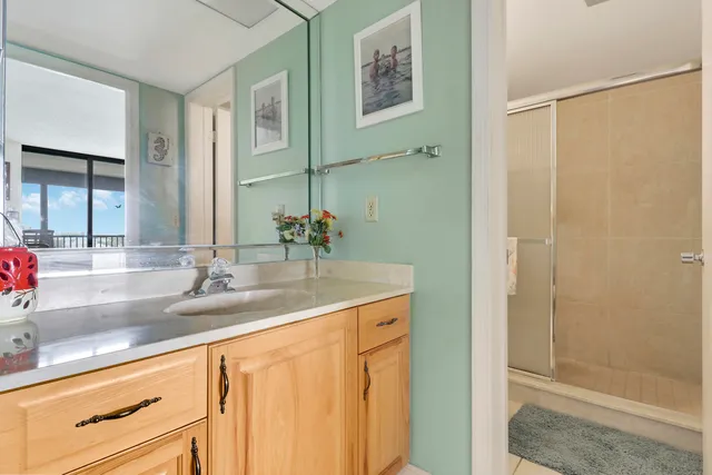 $895,000 | 1542 Jupiter Cove Drive, Unit 602C, Jupiter, FL 33469