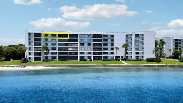 $895,000 | 1542 Jupiter Cove Drive, Unit 602C, Jupiter, FL 33469