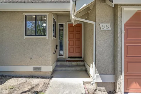 $480,000 | 98 Las Positas Circle, Sacramento, CA 95831