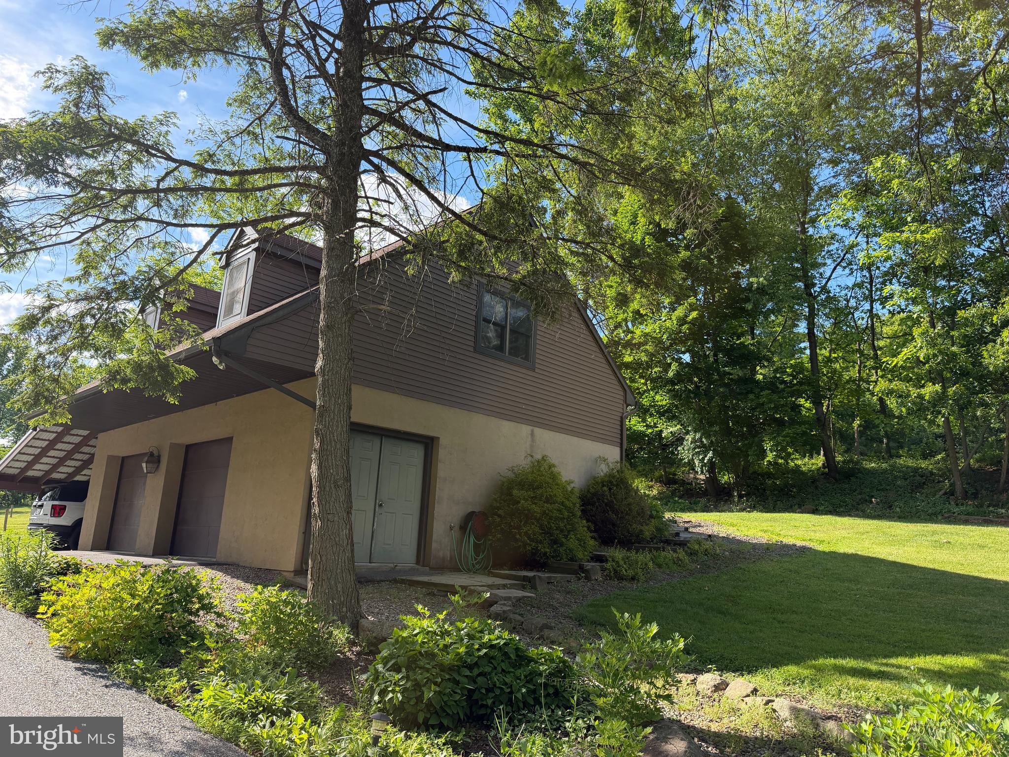 515 West 28th Division Highway Lititz, PA 17543 - Photo 7 of 41