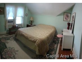 1533 West Governor Street Springfield, IL 62704 - Photo 12 of 16 Gallery Image 12