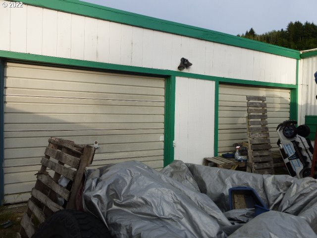 1002 Scott Terrace Reedsport, OR 97467 - Photo 3 of 21 Gallery Image 3