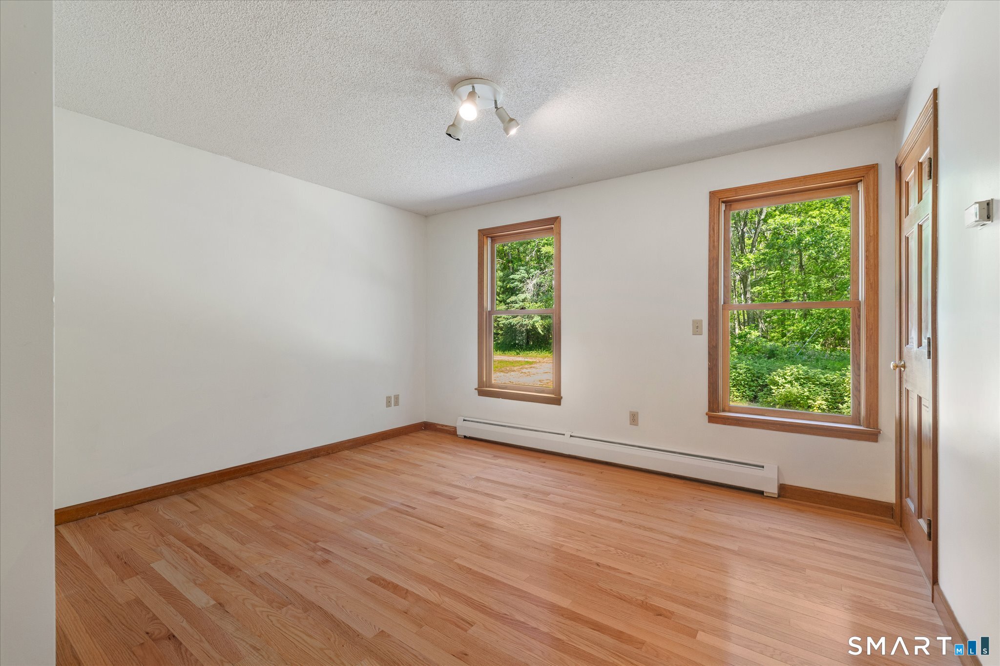 244 Paine Road Pomfret, CT 06259 - Photo 16 of 40