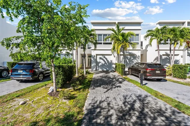 $5,800 | 2477 Northeast 135th Street, North Miami, FL 33181