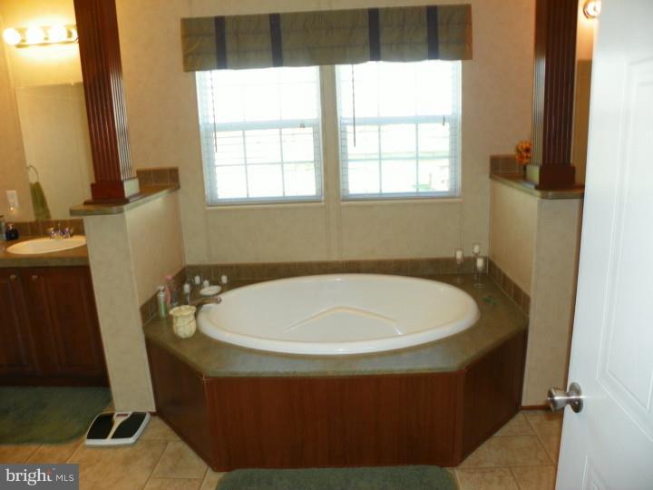 7283 Pearsons Corner Road Dover, DE 19904 - Photo 15 of 22 Master Bathroom